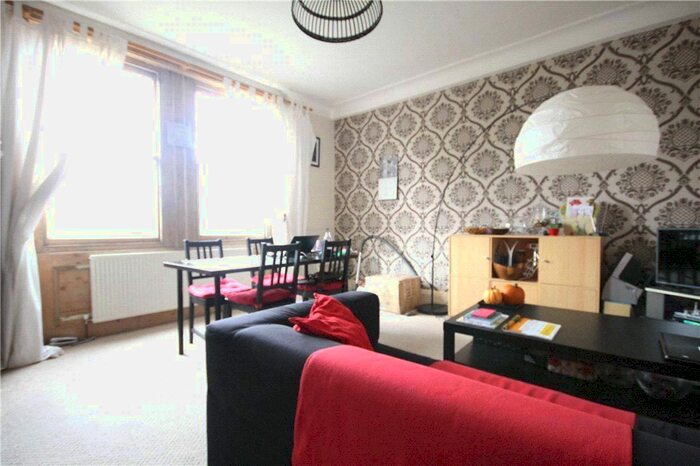 2 Bedroom Flat To Rent In Grasmere Road, Streatham, SW16