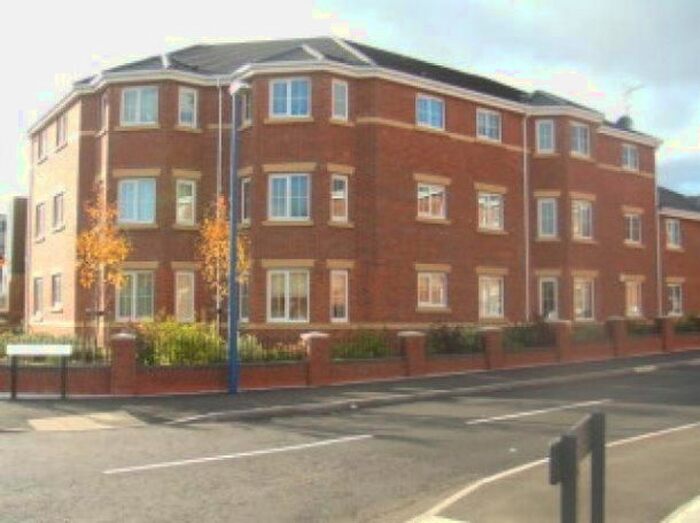 2 Bedroom Flat To Rent In Doughty Close, Tipton, DY4