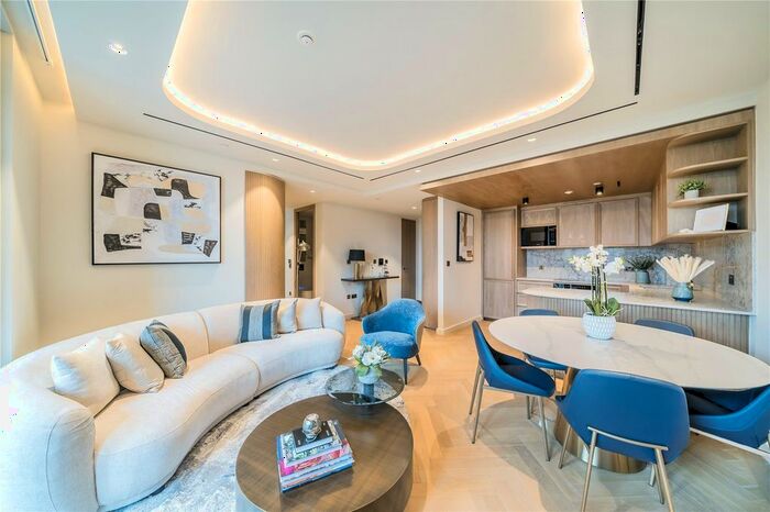 3 Bedroom Flat To Rent In Fareham Street, London, W1F