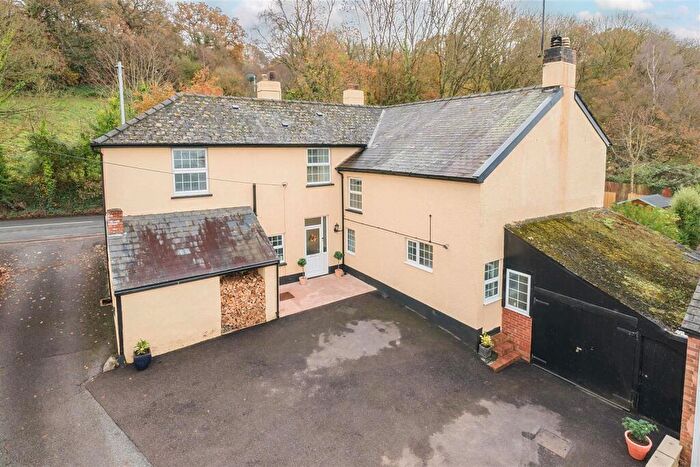 4 Bedroom Detached House For Sale In Stoke Canon, Exeter, EX5