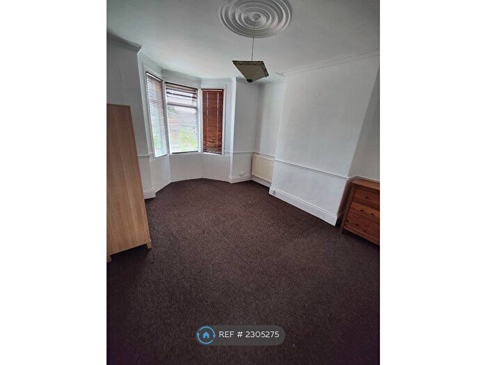 2 Bedroom Flat To Rent In Brighton Road, Gateshead, NE8