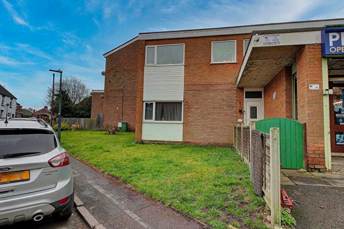 2 Bedroom Flat For Sale In The Green, Nuneaton, CV10