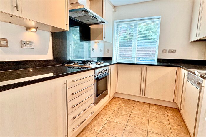 2 Bedroom Flat For Sale In Clumber Court, The Park, NG7