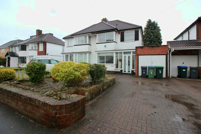 3 Bedroom Semi-Detached House To Rent In Scott Road, Birmingham, B43