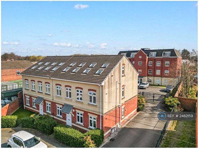 1 Bedroom Flat To Rent In Harley Road, Sale, M33