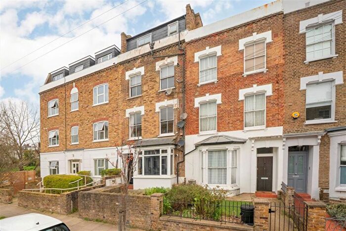 1 Bedroom Flat For Sale In Davenant Road, Upper Holloway, N19