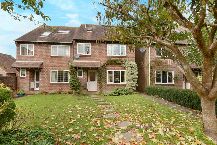 4 Bedroom Semi-Detached House For Sale In Heathcote Place, Hursley, SO21
