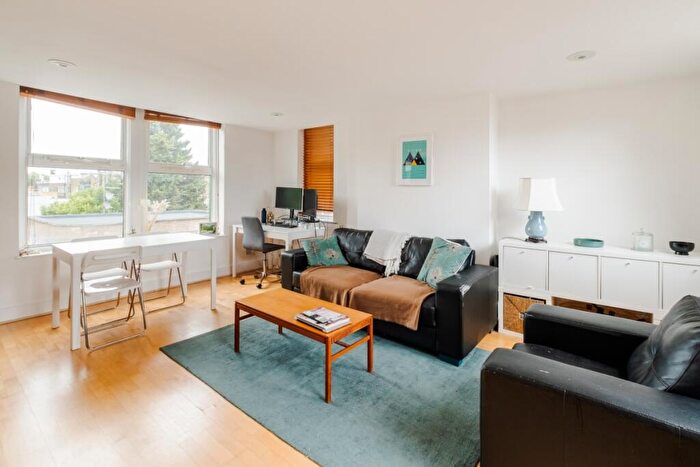 1 Bedroom Apartment To Rent In Laycock Street London, N1