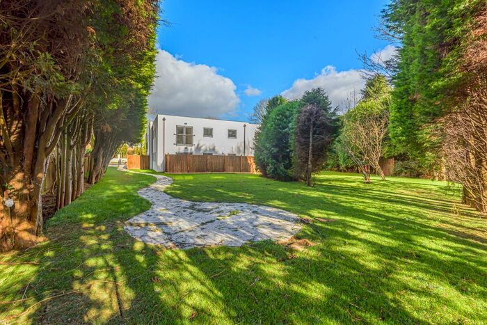 2 Bedroom Apartment To Rent In Botley, Oxford, OX2