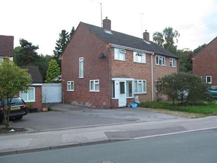 4 Bedroom Semi Detached House To Rent In Silverdale Road, Earley, RG6