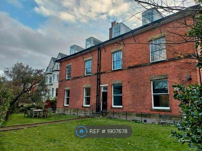 2 Bedroom Flat To Rent In Fulford Road, Scarborough, YO11