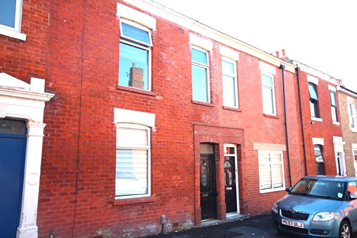 3 Bedroom Terraced House To Rent In Manchester Road, Preston, PR1