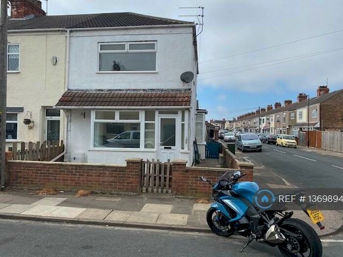 3 Bedroom Maisonette To Rent In Daubney Street, Cleethorpes, DN35