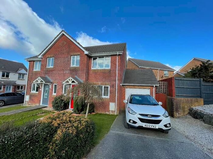 3 Bedroom Semi-Detached House To Rent In Luxmoore Way, Okehampton, EX20