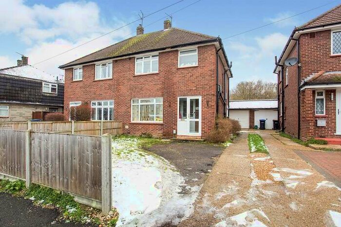 4 Bedroom Semi-Detached House To Rent In Spring Avenue, Egham, Surrey, TW20