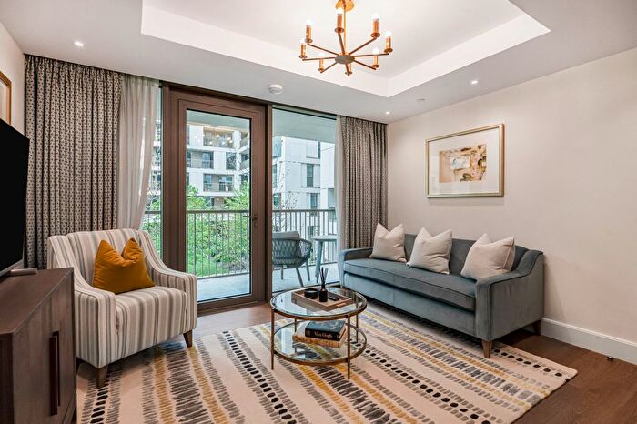 1 Bedroom Flat For Sale In Riverstone Kensington, - Warwick Lane, W14