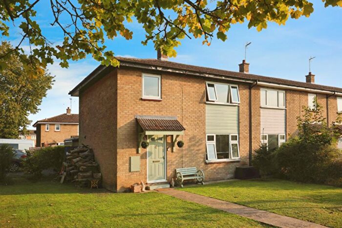 3 Bedroom End Of Terrace House For Sale In Meldrum Court, Temple Herdewyke, Southam, CV47
