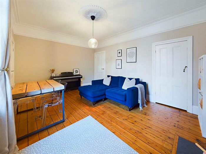3 Bedroom Terraced House For Sale In Sandringham Gardens, North Shields, NE29