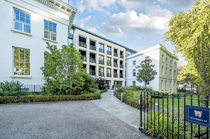 1 Bedroom Apartment For Sale In Bayshill Road, Cheltenham, Gloucestershire, GL50