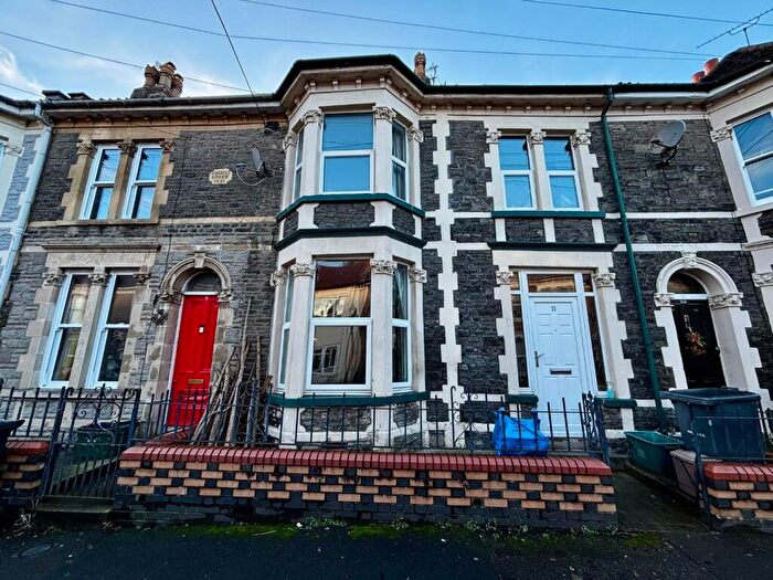 3 Bedroom Terraced House For Sale In St. Marks Grove, Easton, Bristol, BS5