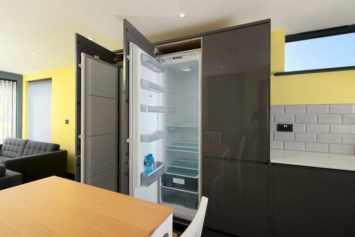 5 Bedroom Private Halls To Rent In Flat, Sar Court, Woodland Way, Canterbury, Kent, CT2
