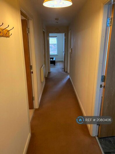 2 Bedroom Flat To Rent In Commercial Street, Morley, LS27