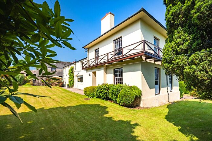 4 Bedroom Detached House For Sale In Nr Lamphey, Pembroke, SA71