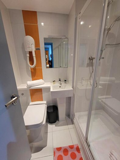 Studio To Rent In London Road, Thornton Heath, CR7