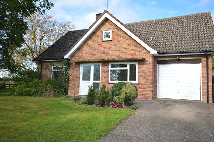 3 Bedroom Detached Bungalow To Rent In The Park, Keyston, PE28