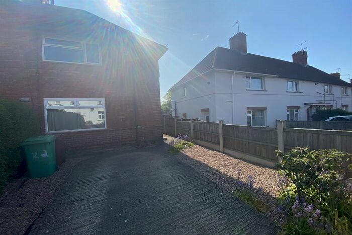 2 Bedroom Terraced House To Rent In Aston Avenue, Beeston, NG9