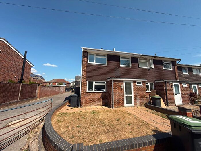 3 Bedroom House To Rent In Norfolk Road, Gosport, PO12
