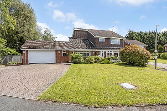 5 Bedroom Detached House For Sale In Allsebrook Gardens, Badsey, Worcestershire, WR11