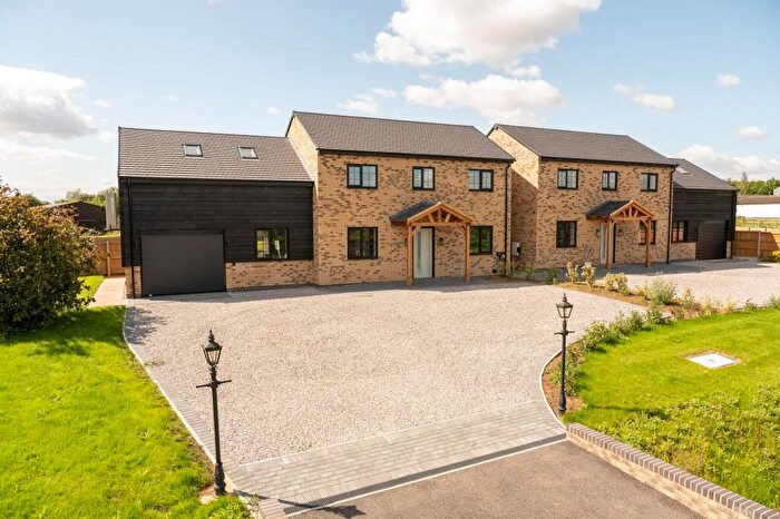 4 Bedroom Detached House For Sale In Taylors Lane, Buckden, PE19