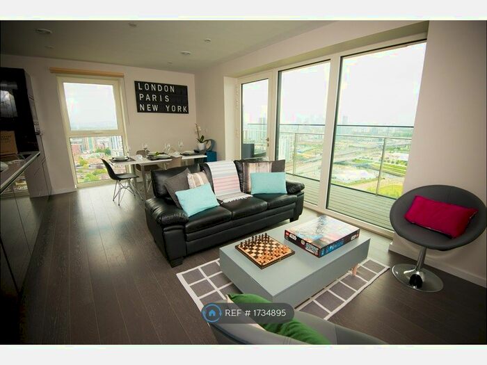 2 Bedroom Flat To Rent In Glasshouse Gardens, London, E20