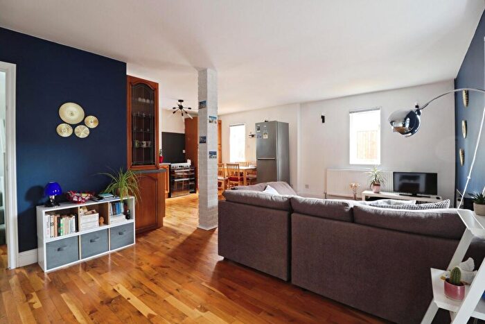 1 Bedroom Detached House For Sale In Casey Lane, Tillingham, CM0