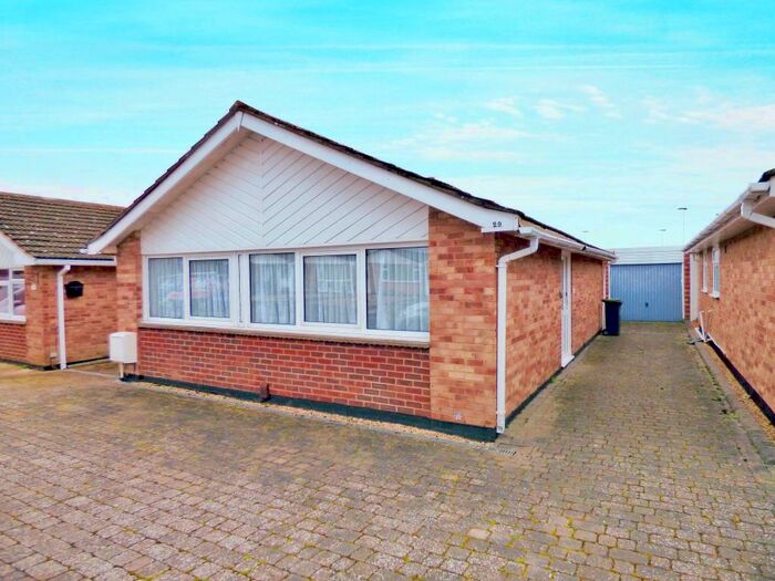 2 Bedroom Bungalow To Rent In Martello Close, Alverstoke, PO12