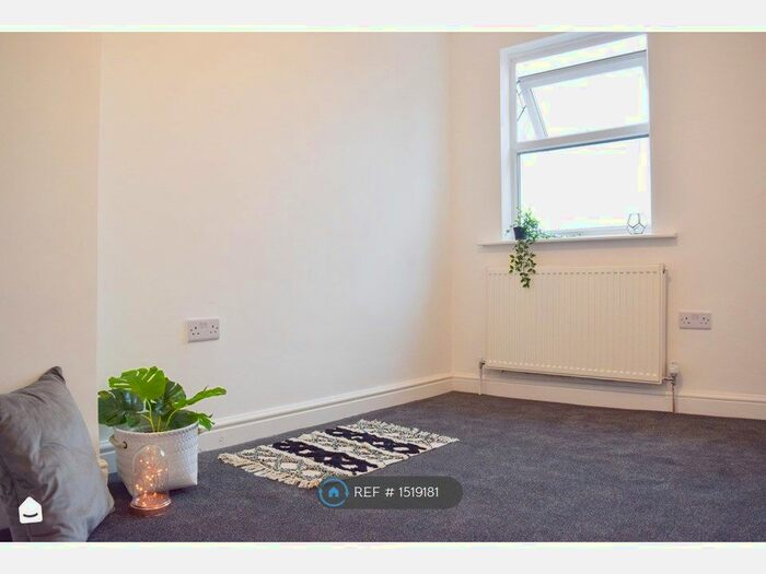 3 Bedroom Terraced House To Rent In Gordon Street, Gainsborough, DN21