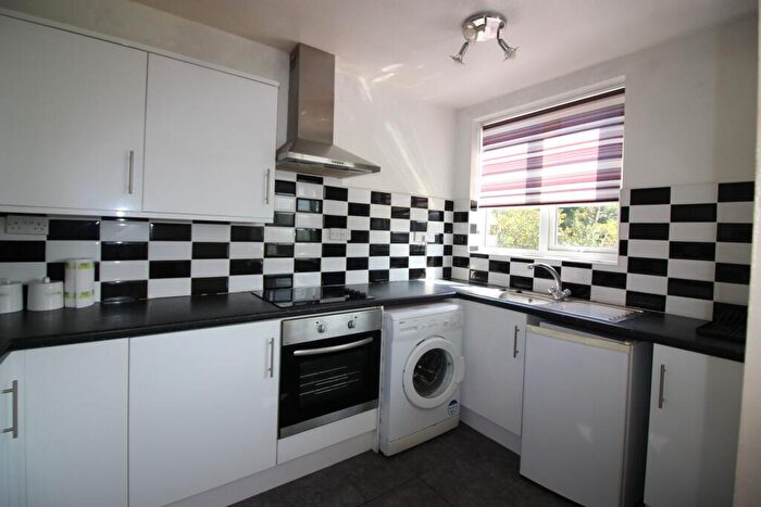 1 Bedroom Flat To Rent In Hillside Road, Great Barr, Birmingham, B43