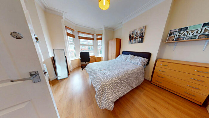 4 Bedroom Semi-Detached House To Rent In Balfour Road, Lenton, Nottingham, NG7