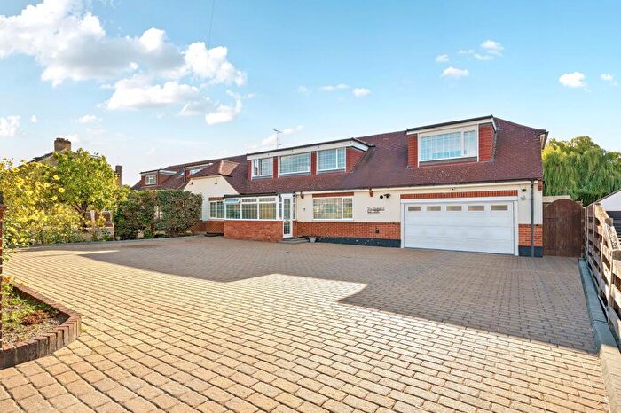 6 Bedroom House For Sale In Town Road, Cliffe Woods, Rochester, Kent., ME3