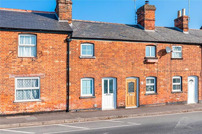 1 Bedroom Terraced House For Sale In Estcourt Street, Devizes, Wiltshire, SN10