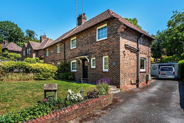 3 Bedroom Semi-Detached House For Sale In Tandridge Lane, Oxted, RH8