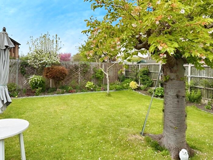 2 Bedroom Detached Bungalow For Sale In Station Road, Swinderby, Lincoln, LN6