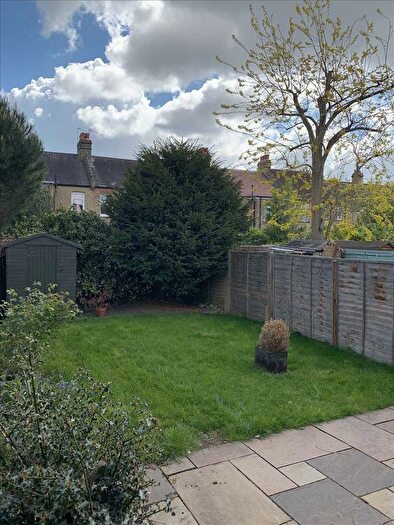 3 Bedroom Property To Rent In Drake St, Enfield, EN2