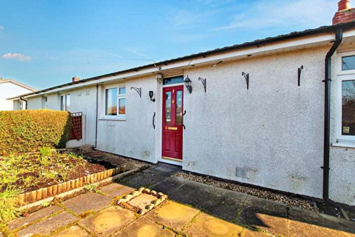 3 Bedroom Bungalow For Sale In Darley Avenue, Crewe, Cheshire, CW2
