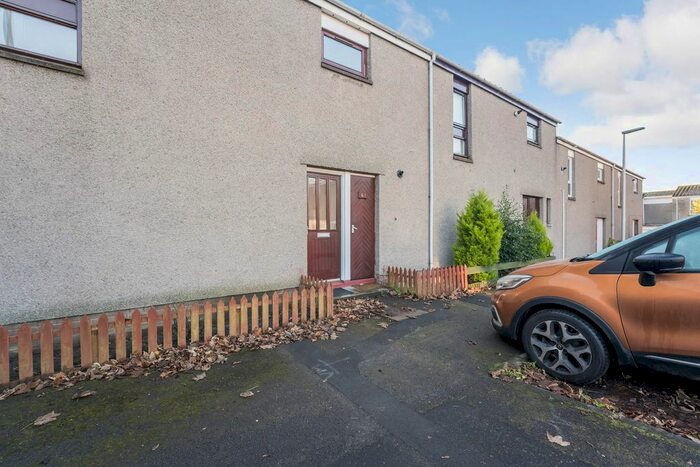 2 Bedroom Terraced House For Sale In 63 Syme Place, Rosyth KY11