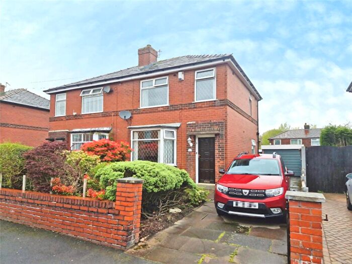 3 Bedroom Semi Detached House For Sale In Clifton Street, Farnworth, Bolton, Greater Manchester, BL4