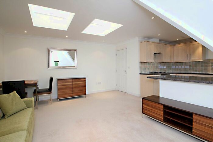 2 Bedroom Flat To Rent In Oxford Road, Old Marston, Oxford, OX3