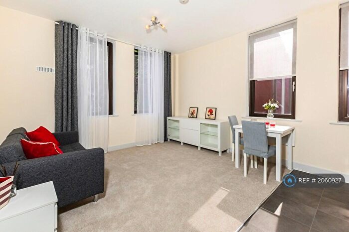 1 Bedroom Flat To Rent In East Street, Reading, RG1