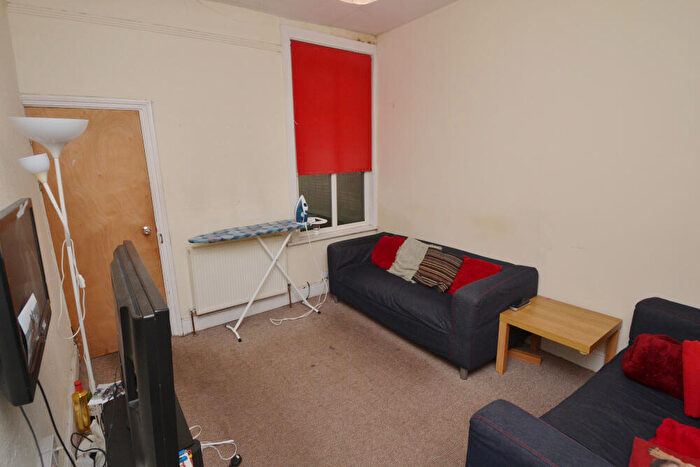 5 Bedroom Terraced House To Rent In Milverton Road, Victoria Park, Manchester, M14